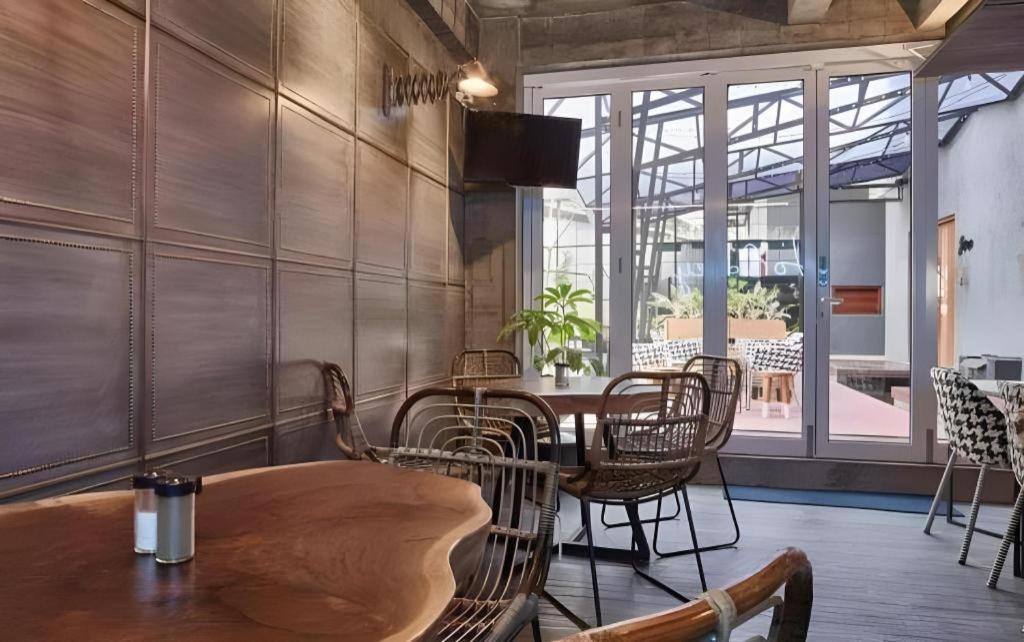 Couleur Hotel Cengkareng Jakarta Luaran gambar